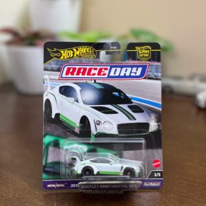 Hot Wheels Car Culture Bentley Continental GT3 white diecast racer Race Day